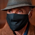 Homme masque